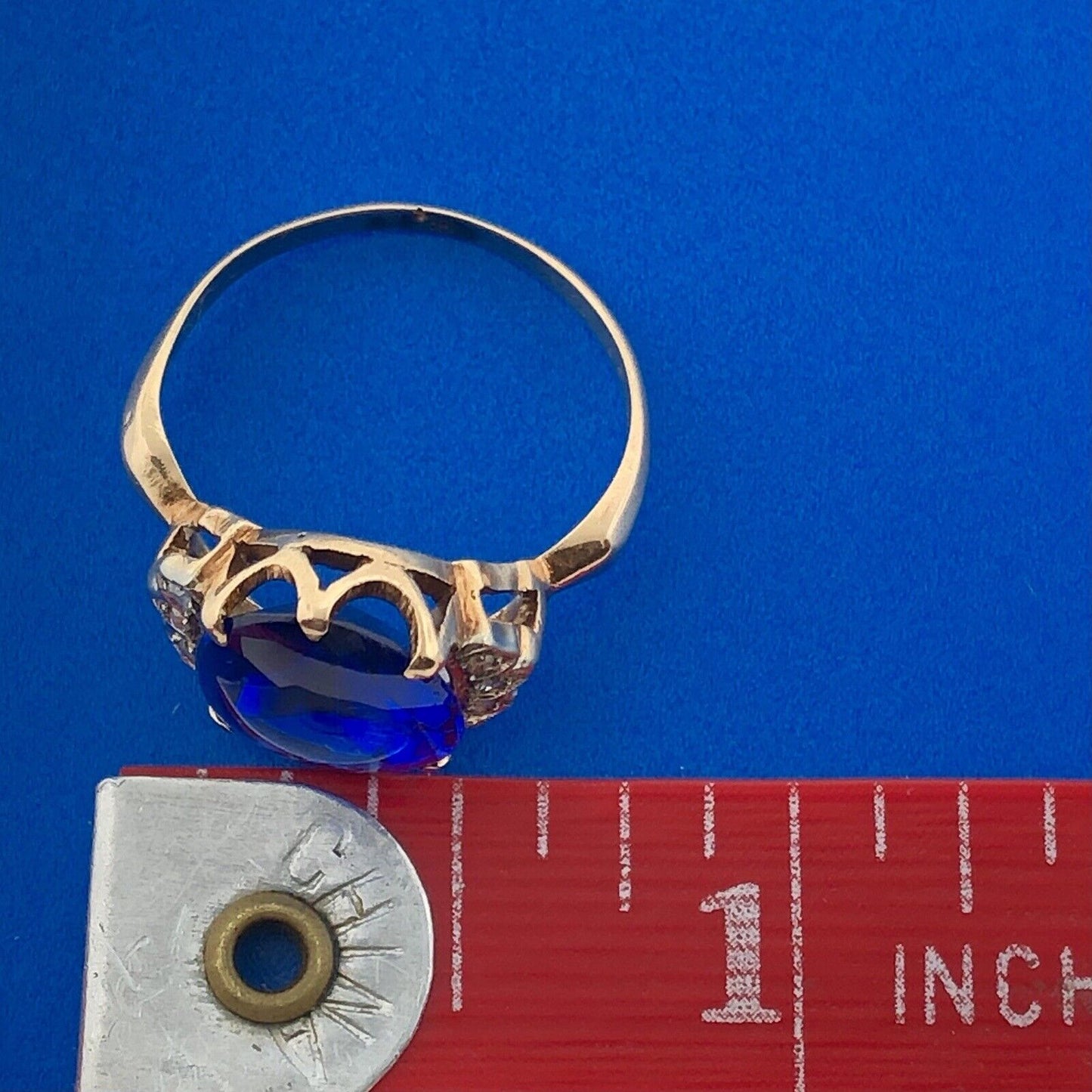 Retro 14K Yellow Gold Oval Blue Spinel Diamond Accented Statement Cocktail Ring