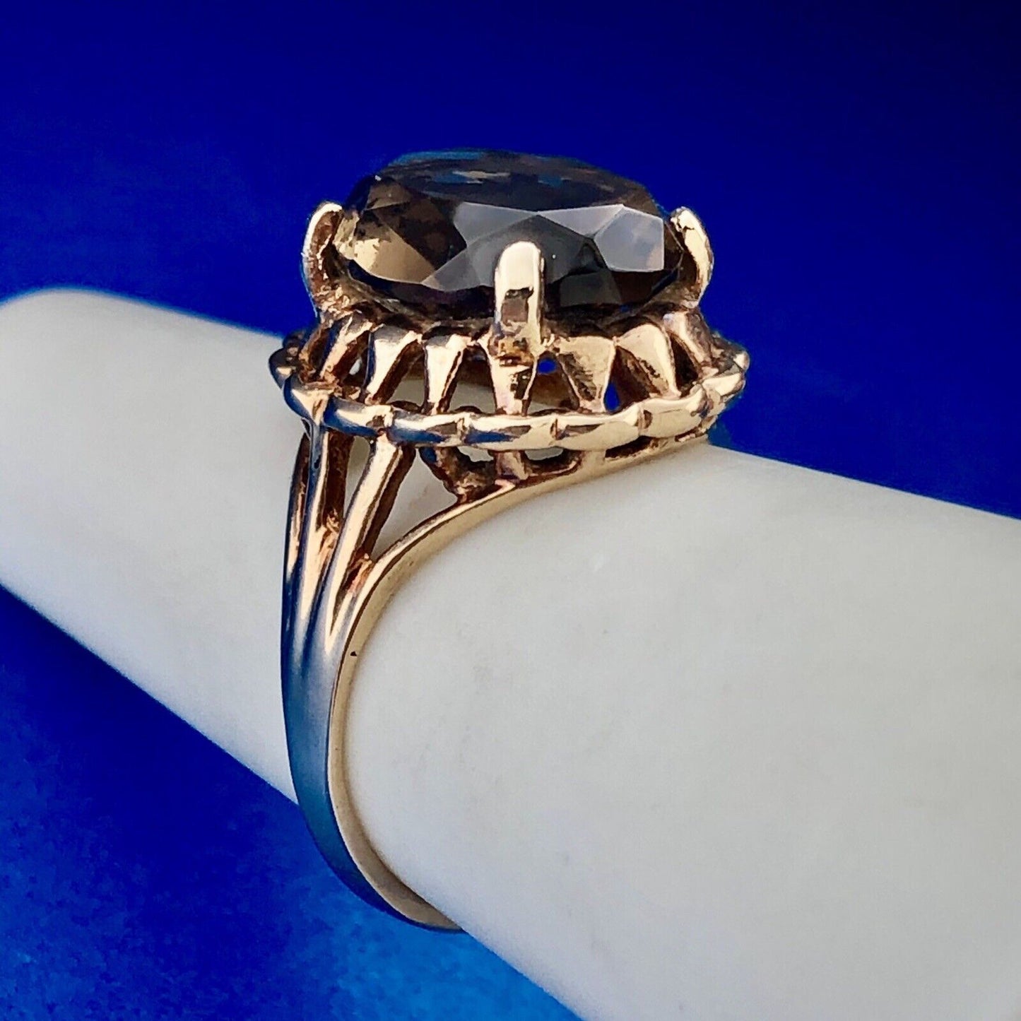 Vintage 10K Yellow Gold Oval Smoky Topaz Statement Cocktail Ring