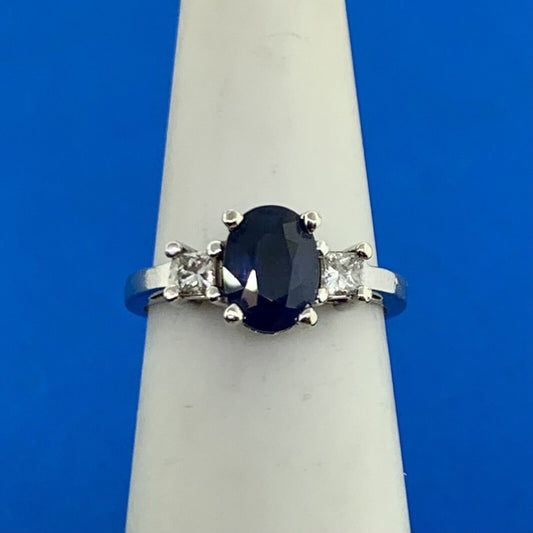 Designer 14K White Gold Oval Sapphire Princess Diamond Accented Size 6.5 Ring