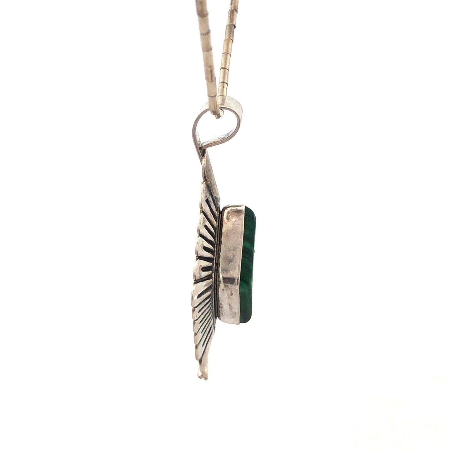 Native American QT 925 Sterling Silver Green Malachite Pendant Necklace