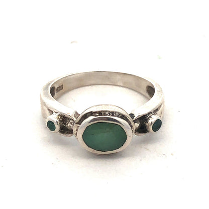 Vintage 925 Sterling Silver Oval Emerald May Anniversary Ring