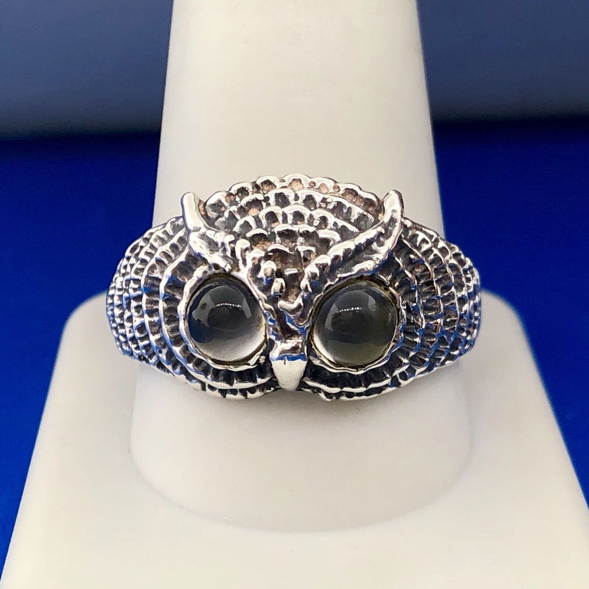 Artisan Sterling Silver Mens Moonstone Owl Textured Wisdom Prophecy Dome Ring
