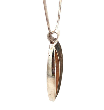 Vintage 925 Sterling Silver Amber Orange Agate Inlay Oval Pendant Necklace