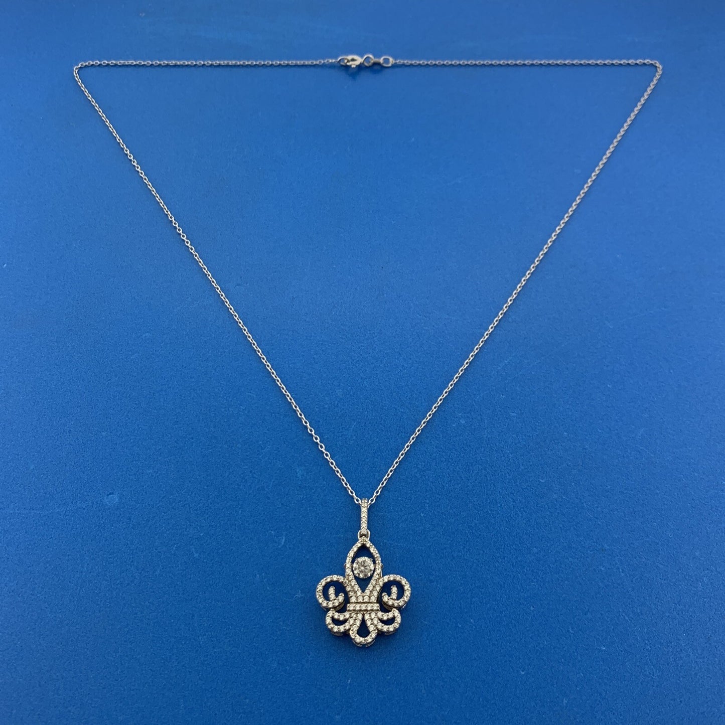 Designer 925 Sterling Silver Floating Cubic Zirconia Fleur De Lis Necklace