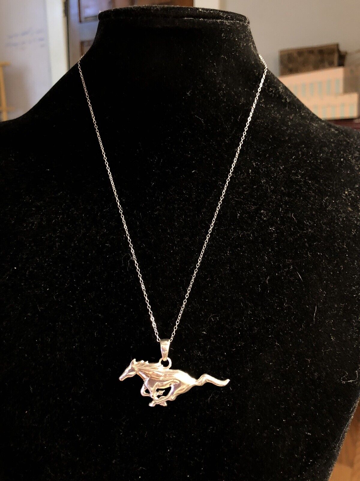 Designer S 925 Sterling Silver Horse Galloping Equine Pendant Necklace