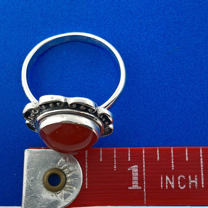 Retro 925 Sterling Silver Carnelian Cabochon Gemstone Flower Shaped Ring