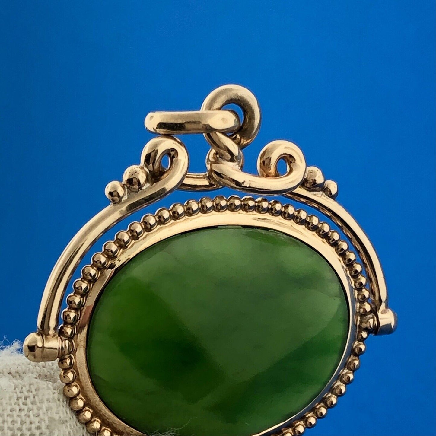 Vintage 14K Yellow Gold Green Jade Oval Scroll Bead Work Statement Pendant