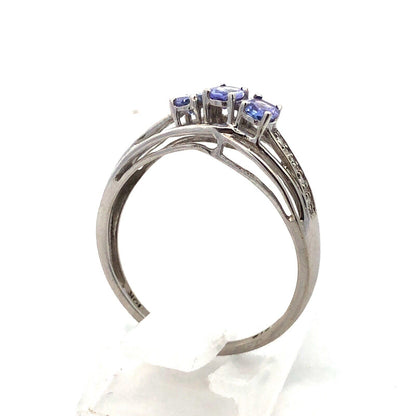 Designer STS 10K White Gold Oval Tanzanite Round Diamond Accent Cocktail Ring