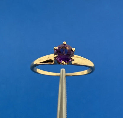 14K Yellow Gold Amethyst Solitaire February Anniversary Occasion Ring