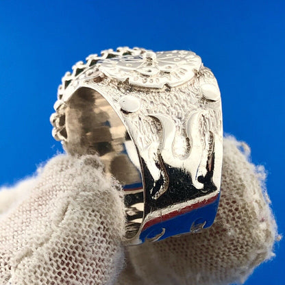 925 Sterling Silver Oval Turquoise Cabochon Romanesque Statement Ring