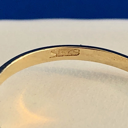 Vintage Designer 14K Yellow Gold Round Red Quartz Solitaire January Ring
