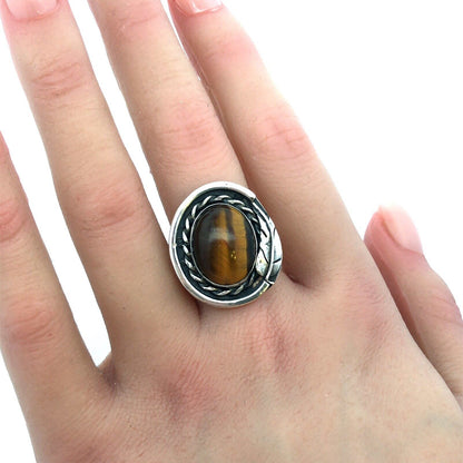 Estate 925 Sterling Silver Cabochon Tigers Eye Feather Design Oval Ring