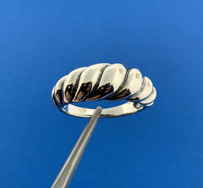 Carolyn Pollack R Moon Navajo 925 Sterling Silver Ribbed Tapered Dome Ring