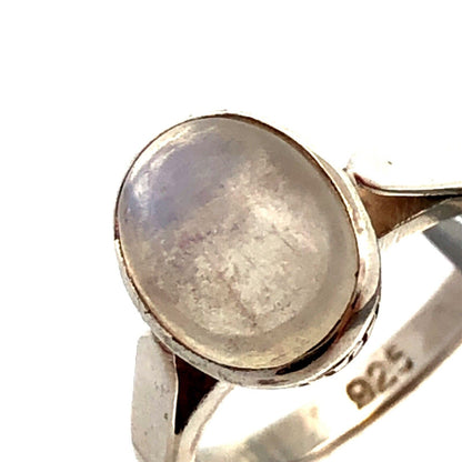 Estate 925 Sterling Silver Oval Moonstone Bezel Solitaire Ring