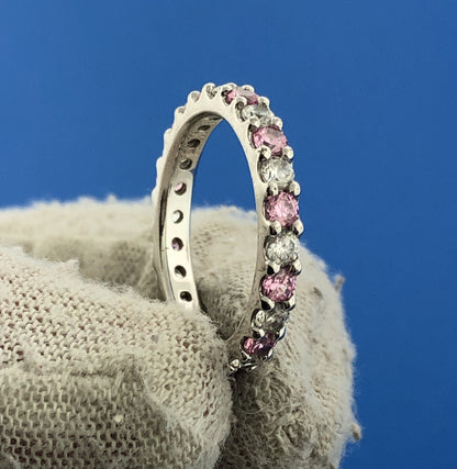 Stunning Sterling Silver 925 Round Cut Pink White Sparkling CZ Band Ring Size 6