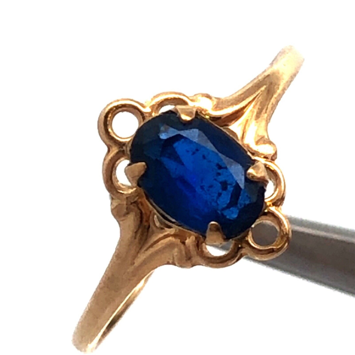 Vintage 10K Yellow Gold Oval Blue Spinel Promise Sweetheart August Occasion Ring