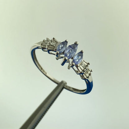 Gorgeous 10k White Gold Marquise Tanzanite Baguette Diamond Accent Ring Size 7