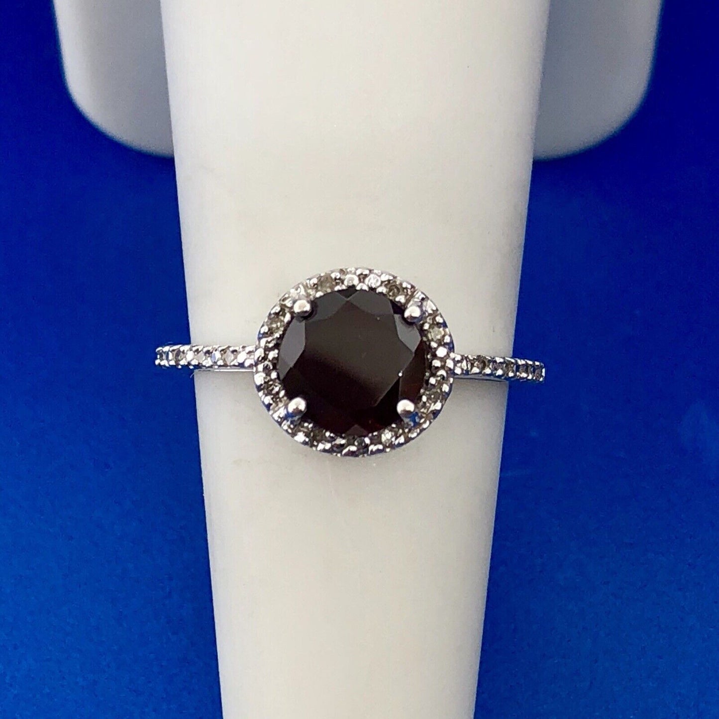 Designer 925 Sterling Silver Garnet Solitaire Diamond Halo January Occasion Ring