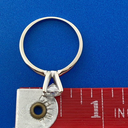 Stunning PWJ 14K White Gold Princess Cut Diamond Solitaire Engagement Ring