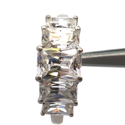 Gorgeous 14k White Gold Radiant Cut Sparkling CZ Prong Engagement Ring Size 6