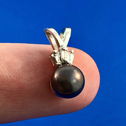 Designer 14K White Gold Black Pearl Diamond Charm Pendant