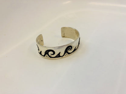 Vintage Native American Sterling Silver Overlay Wave Storyteller Cuff Bracelet