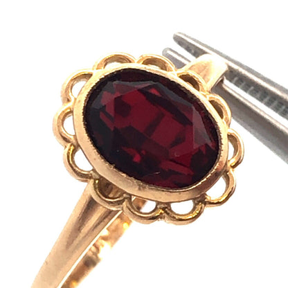Vintage PSCO 10K Yellow Gold Oval Garnet January Anniversary Sweetheart Ring