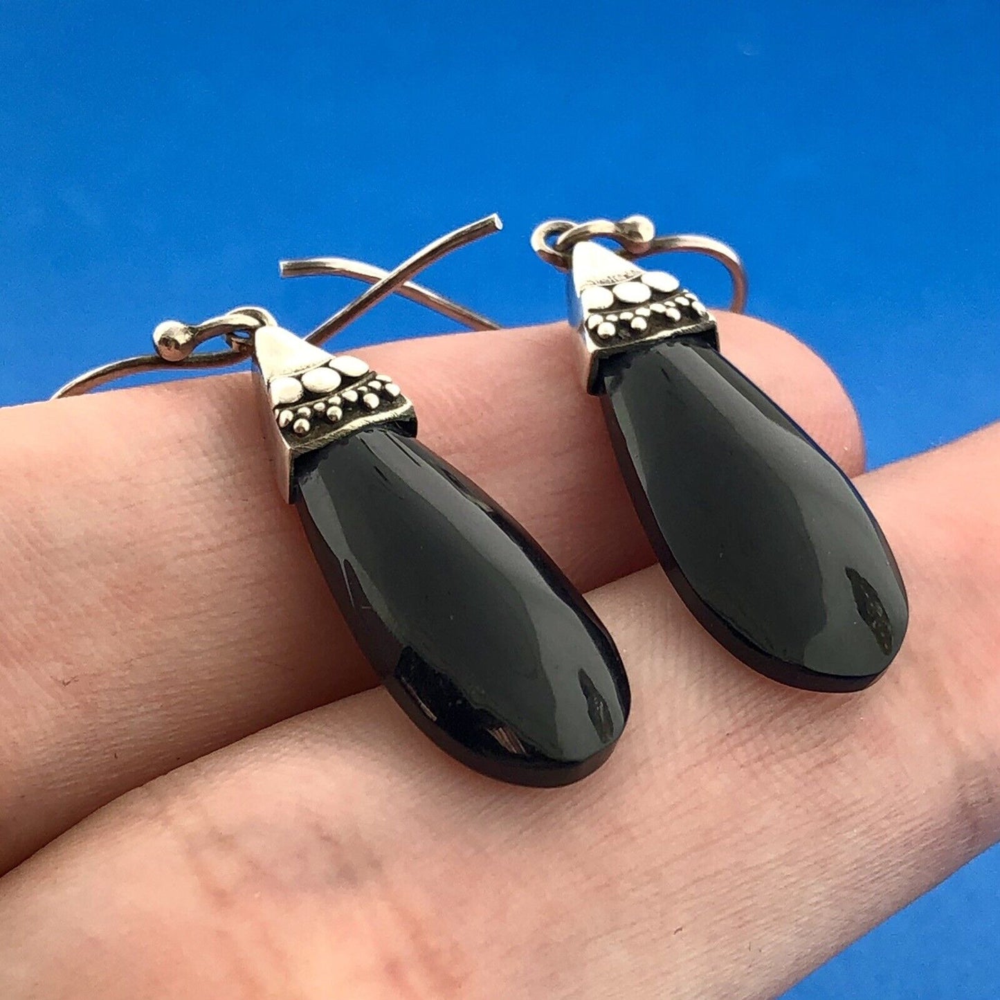 Modernist 925 Sterling Silver Black Resin Pear Beadwork Drop Dangle Earrings