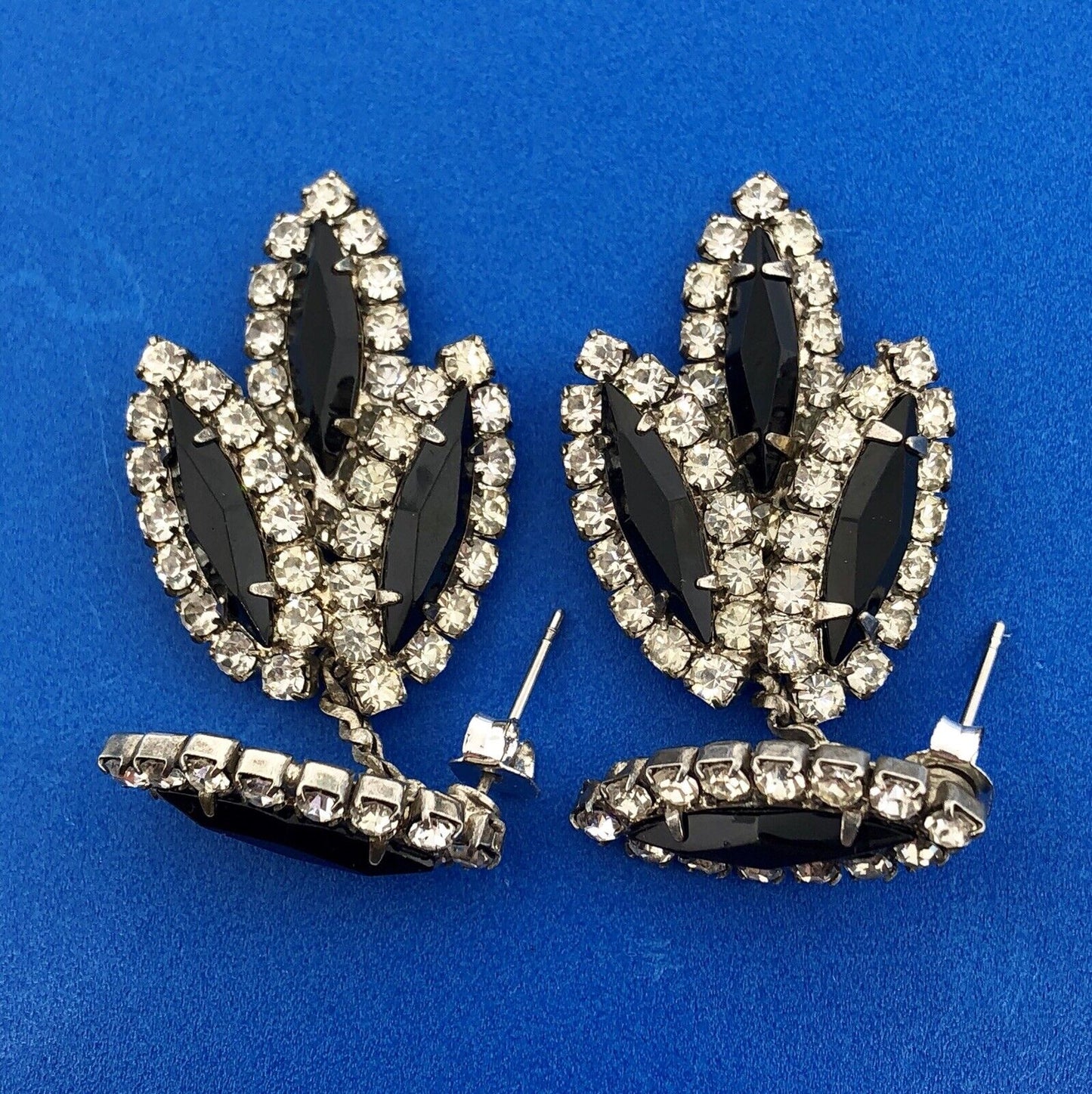 Art Deco Silver Tone Black Jet White Rhinestone Feather Leaf Dangle Earrings