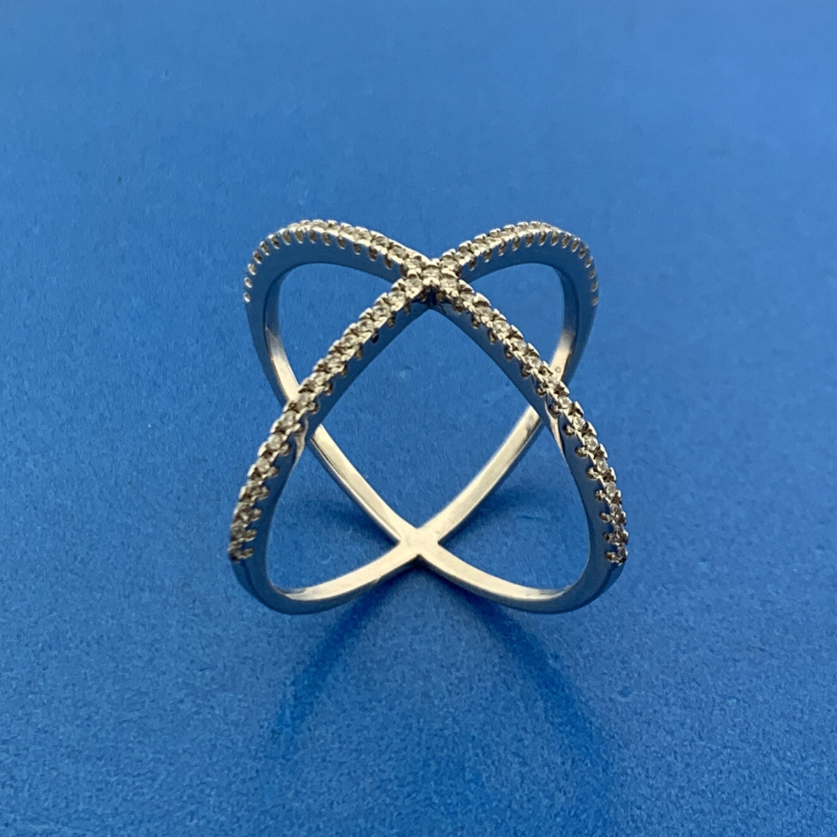 Estate 925 Sterling Silver Cubic Zirconia Axis Infinity Eternity Statement Ring