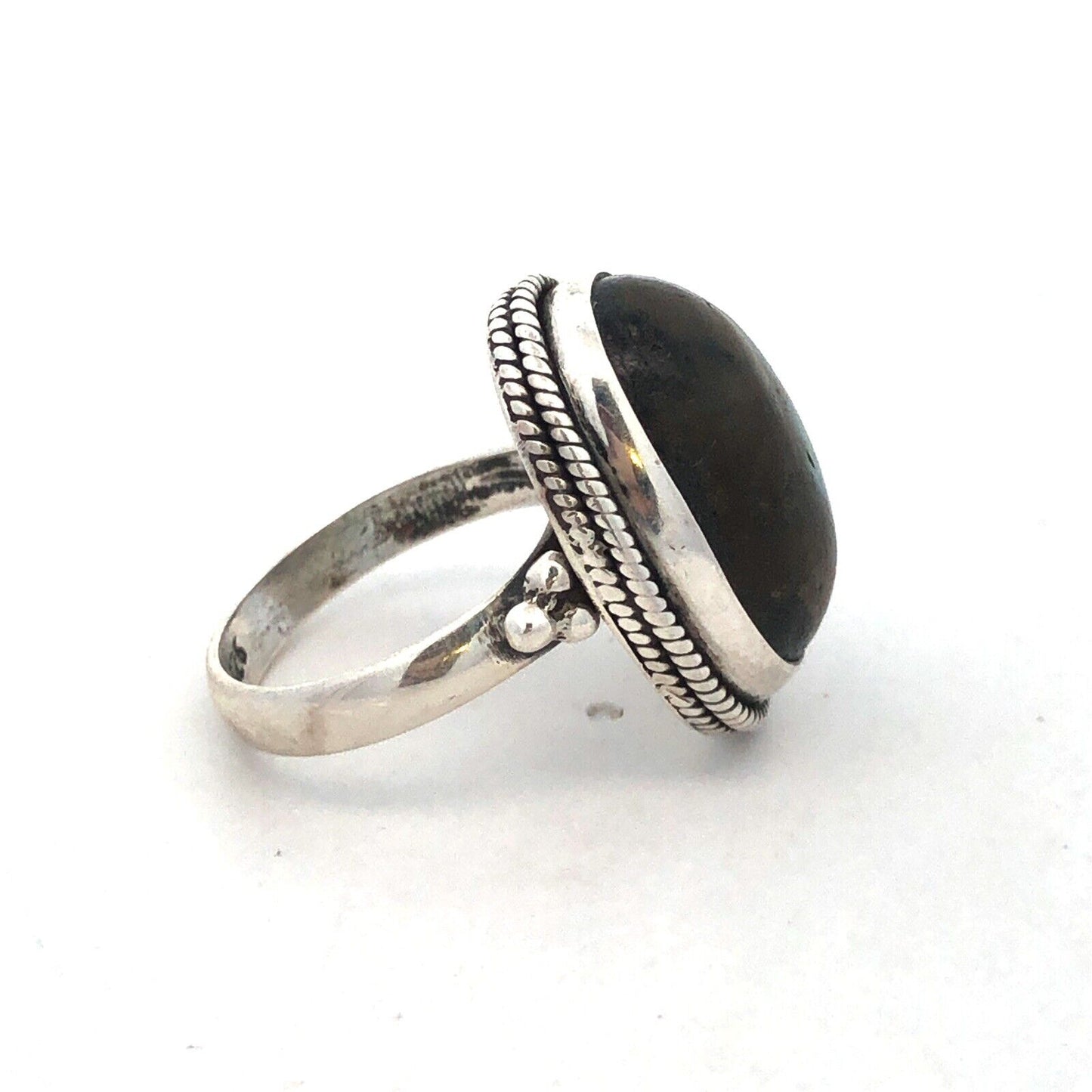 Vintage 925 Sterling Silver Oval Green Labradorite Cabochon Statement Ring