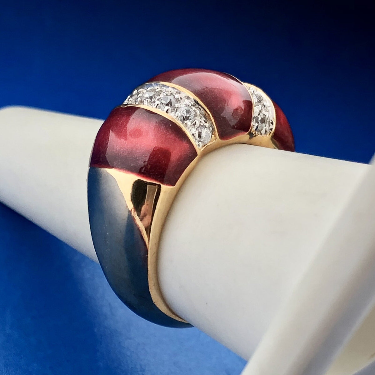 Stunning 925 Sterling Silver Red Enamel Cubic Zirconia Statement Dome Ring