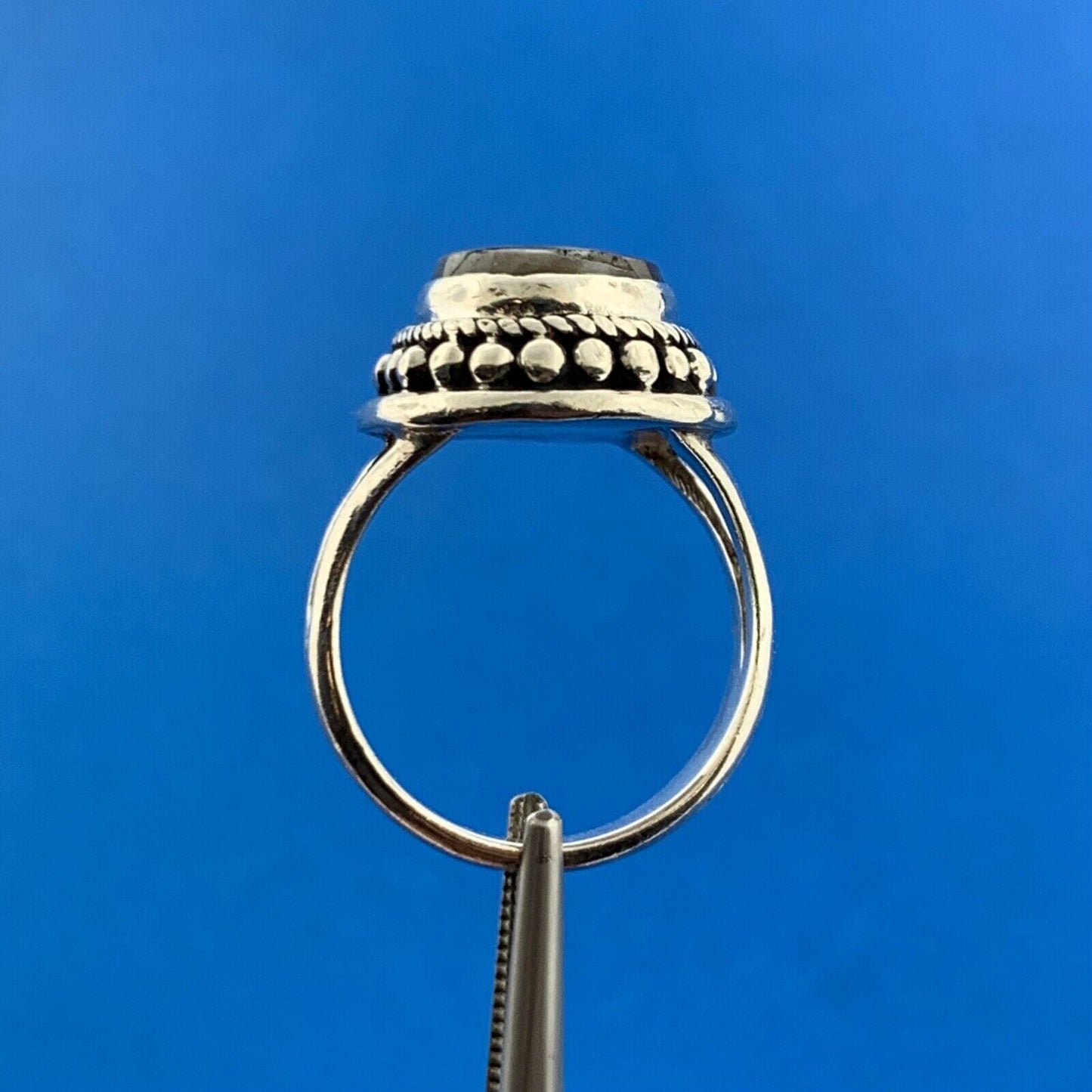 Designer 925 Sterling Silver Labradorite Cabochon Balinese Style Cocktail Ring