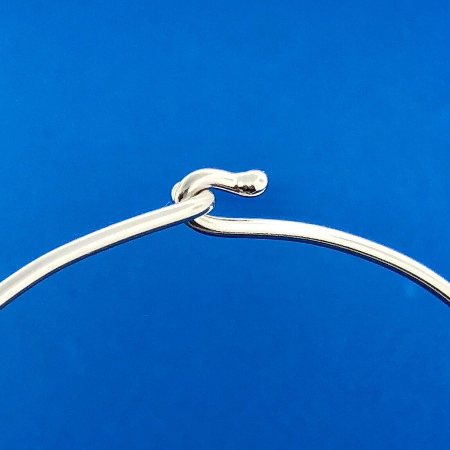 Designer Avery Sterling Silver 925 Polished Wire Bangle Bracelet