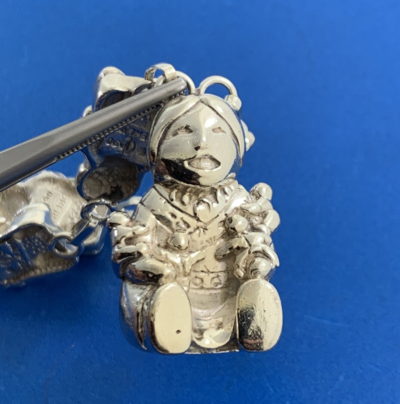 Native American Sterling Silver Mother & Child Storyteller Statement Necklace