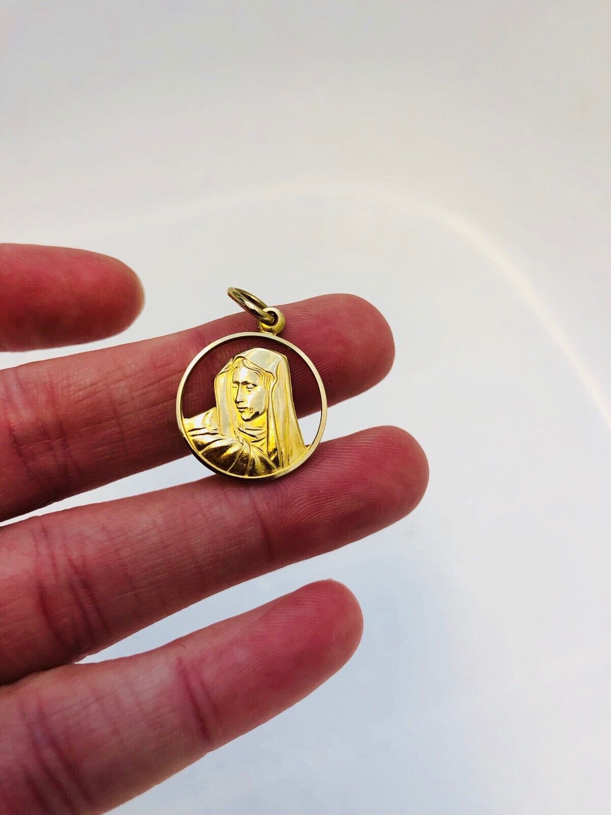 Designer 18K Yellow Gold Mother Mary Religious Communion Easter Disc Pendant