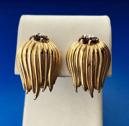Retro Gold Tone Red White Rhinestone Ribbed Flame Flower Clip Stud Earrings