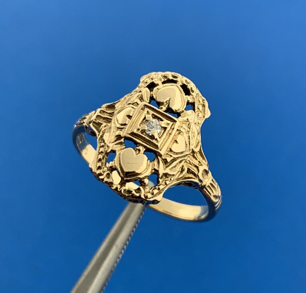 Gorgeous 14k Yellow Gold Round Cut Diamond Small Heart Filigree Ring Size 5.5