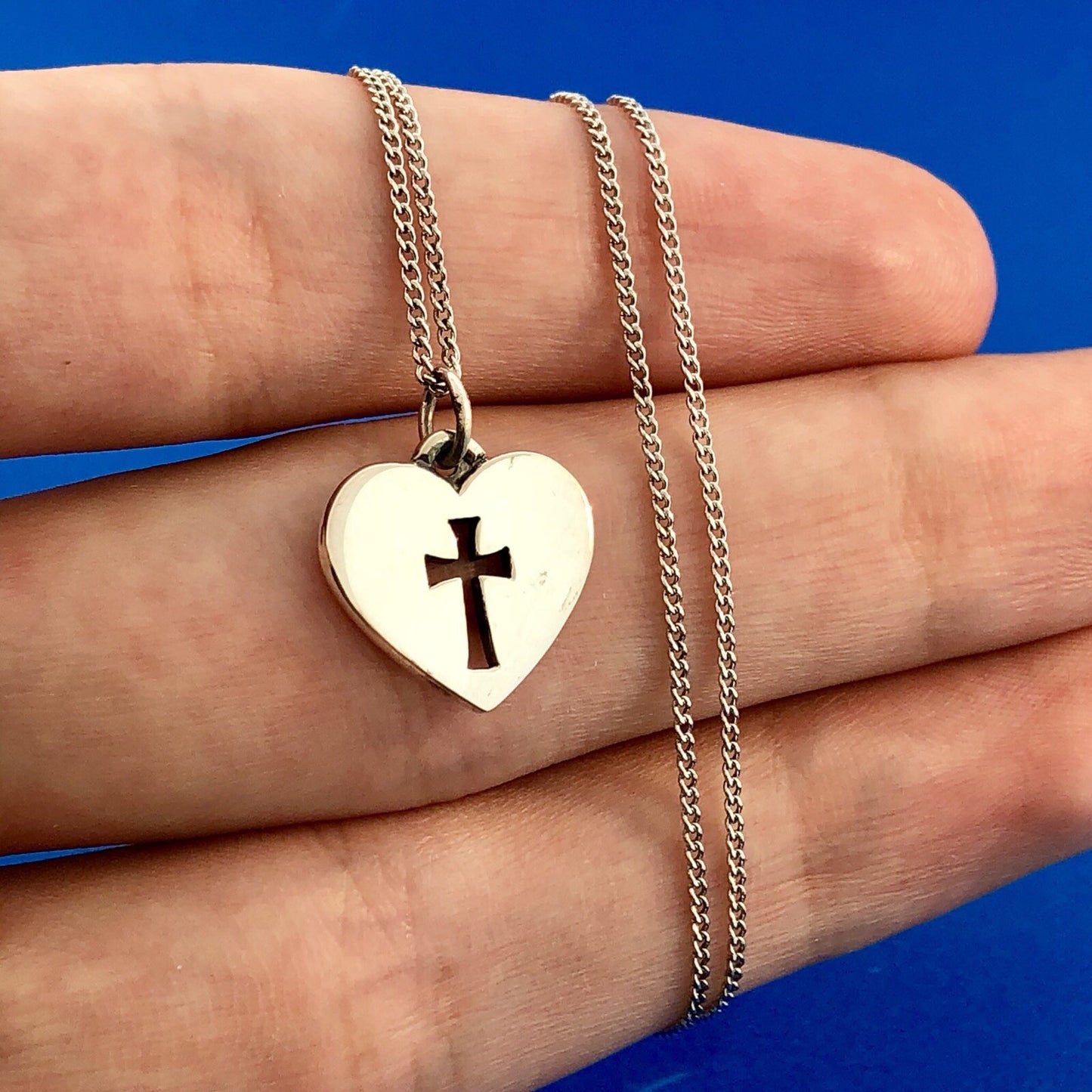 James Avery 925 Sterling Silver Crosslet Heart Religious Charm Pendant Necklace