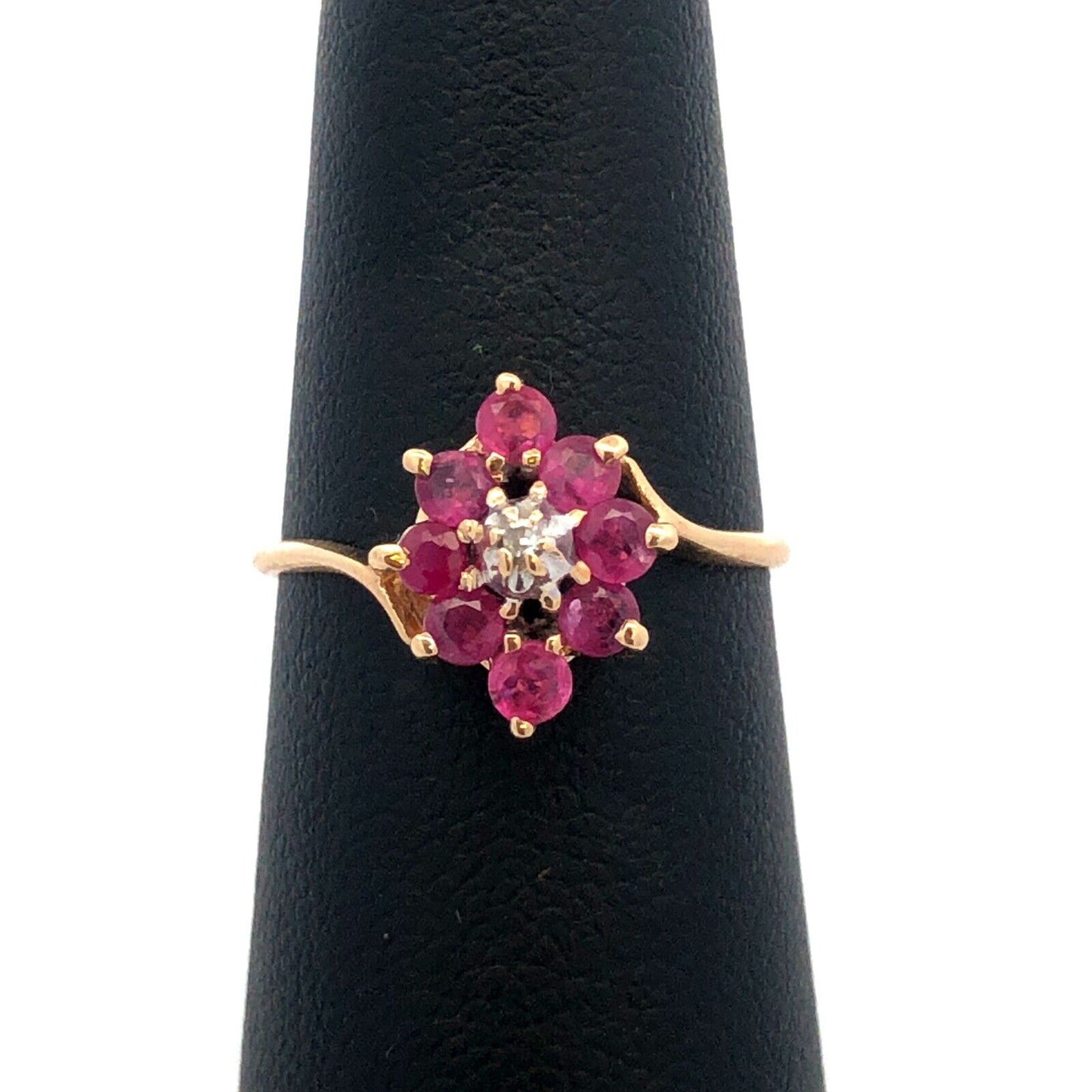 Designer 10K Yellow Gold Round Ruby Diamond Oval Cocktail Ring