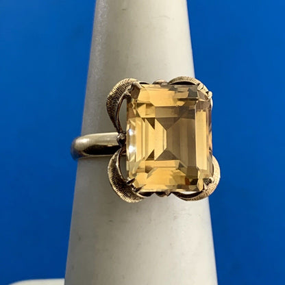 Vintage 14K Yellow Gold Emerald Cut Citrine Solitaire Cocktail Ring