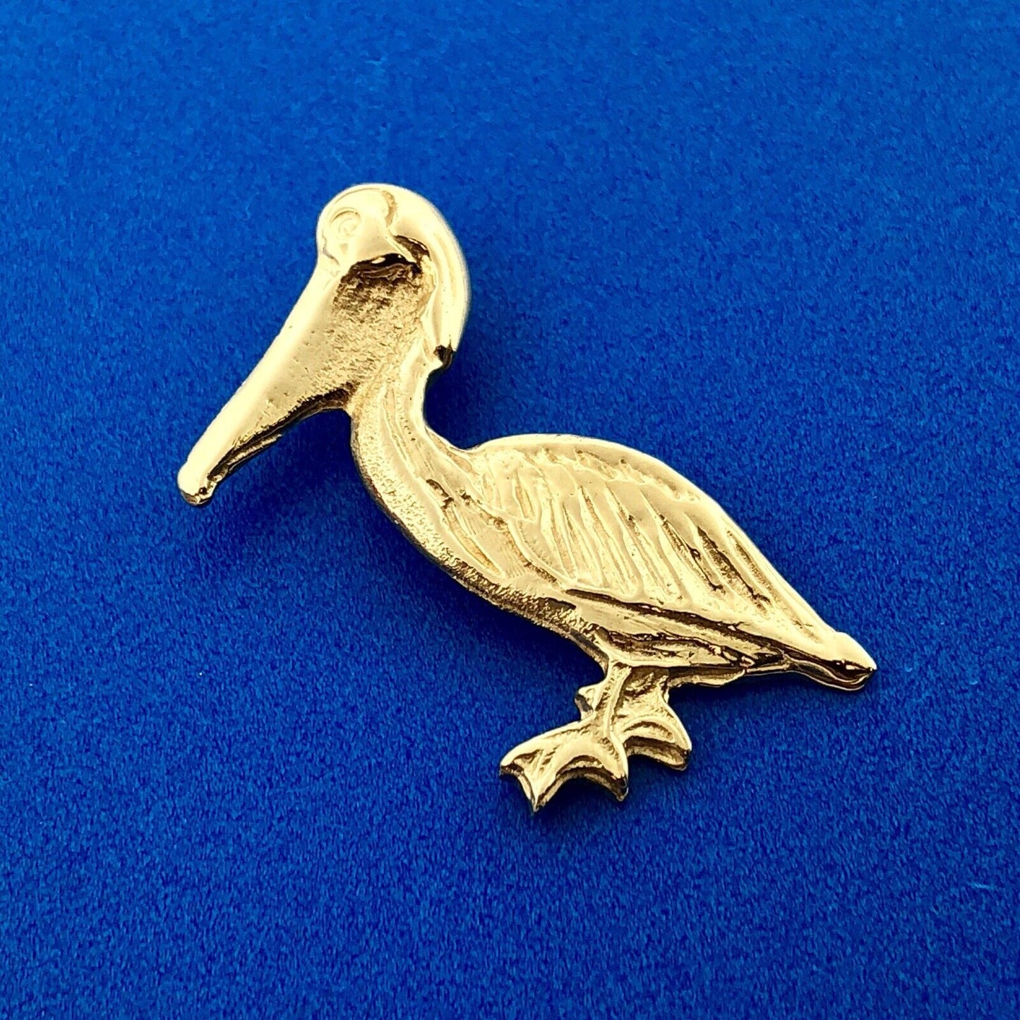 Vintage 14K Yellow Gold Textured Bird Pelican Louisiana State Bird Pendant