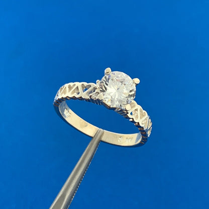 Designer AN Sterling Silver 925 Round Sparkling CZ Loving Heart Band Ring Size 8