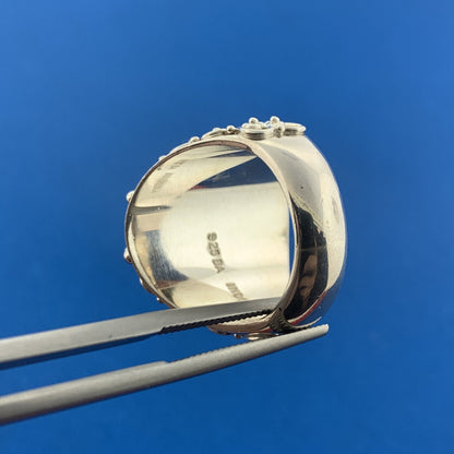 Designer BA Suarti 925 Sterling Silver Mother Of Pearl Oval Cabochon Scroll Ring