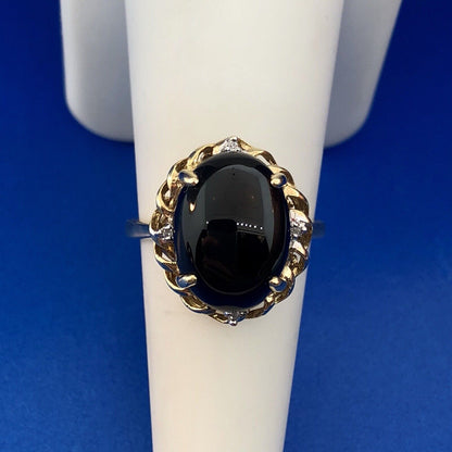 Vintage 10K Yellow Gold Black Onyx Cabochon Diamond Accent Cocktail Ring