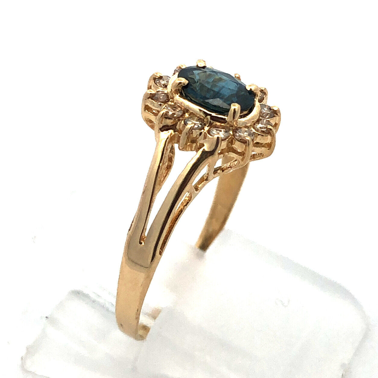 14K Yellow Gold Vintage Oval Blue Sapphire Round Diamond Halo Anniversary Ring