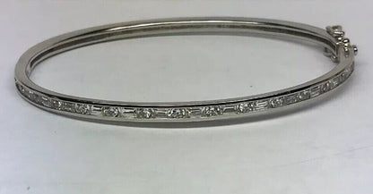 Designer SW Stunning Sterling Silver 925 Cubic Zirconia Hinged Bangle Bracelet