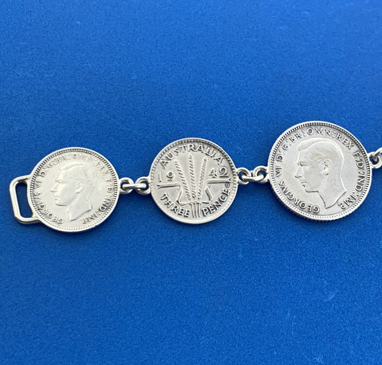 Vintage 1942-1943 Great Britain Australia 3 Pence 6 Pence Shilling Coin Bracelet