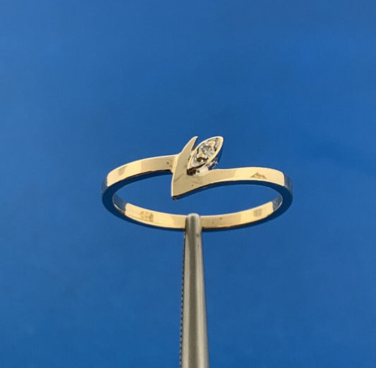 Vintage Designer JCL 14K Yellow Gold Diamond Modernist Engagement Promise Ring