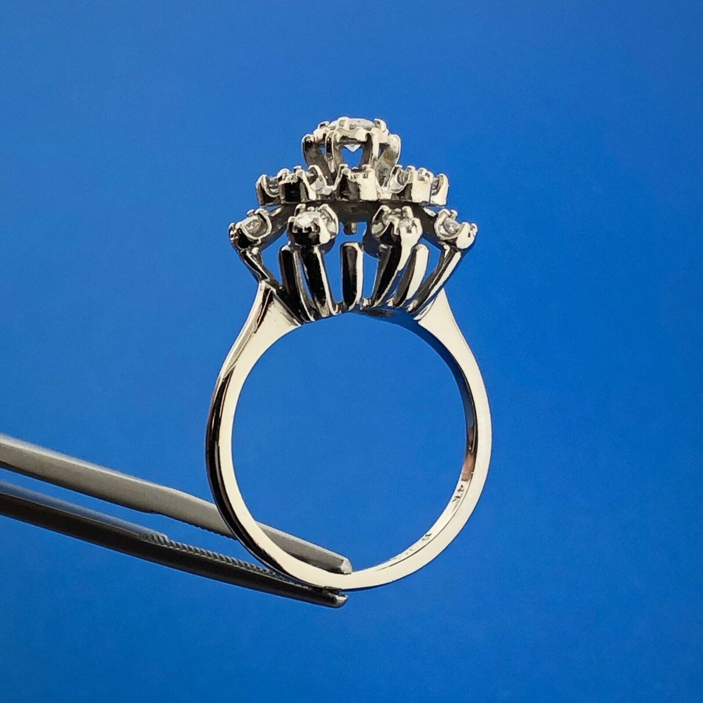 Gorgeous 14k White Gold Round Cut Diamond Blooming Tower Cluster Ring Size 7.5